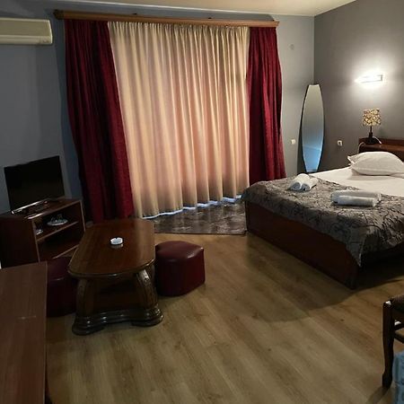 Hotel Era Tbilisi Eksteriør bilde