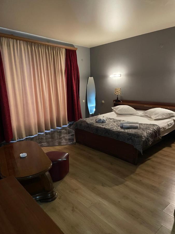 Hotel Era Tbilisi Eksteriør bilde