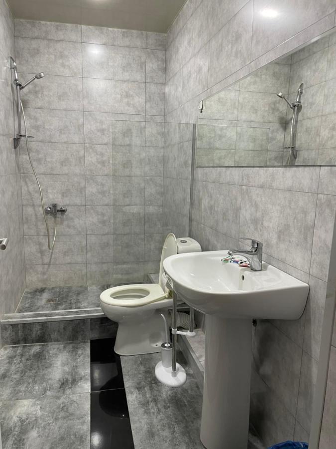 Hotel Era Tbilisi Eksteriør bilde