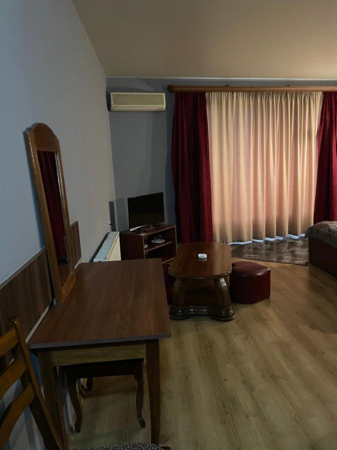 Hotel Era Tbilisi Eksteriør bilde